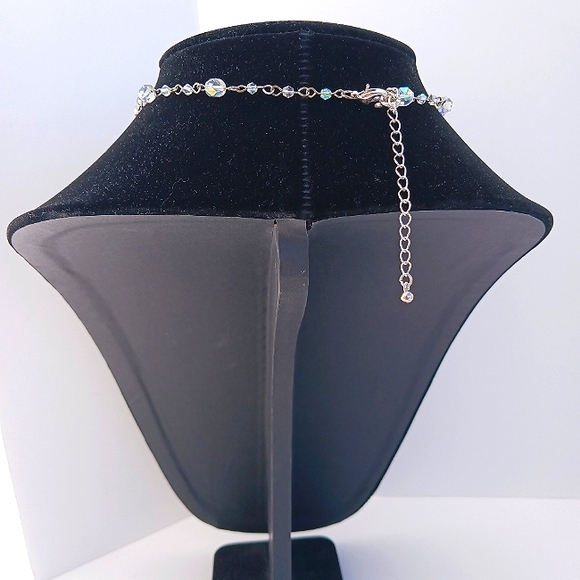 AVON PENDANT NECKLACE Opalescent blue white silvertone vintage adjustable t… - Picture 4 of 13